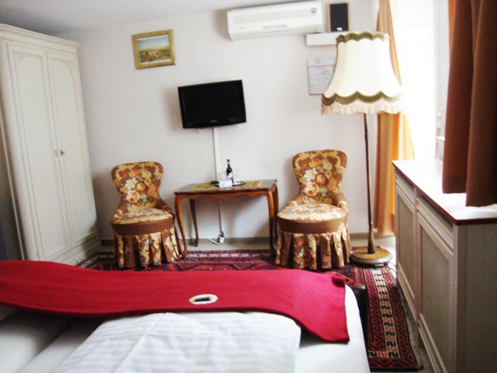 Haus Mooren, Hotel Garni Дюссельдорф Номер фото